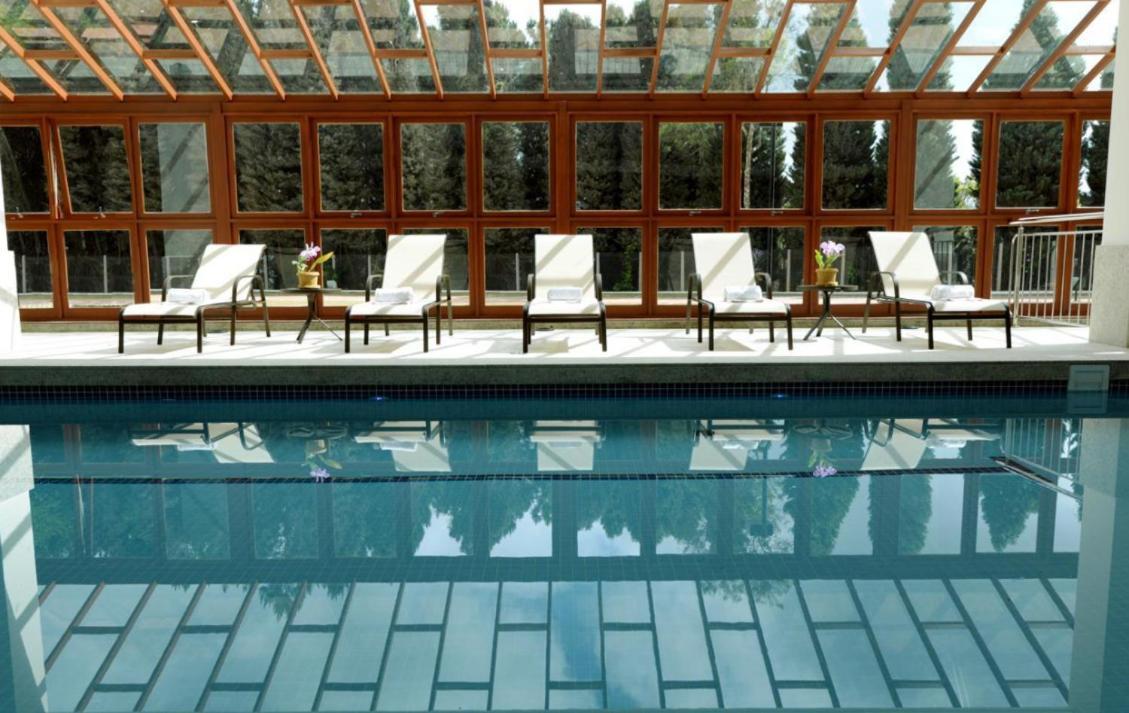 דומינגוס מרטינס Quarto Inteiro, Condominio Vista Azul, Pedra Azul מראה חיצוני תמונה